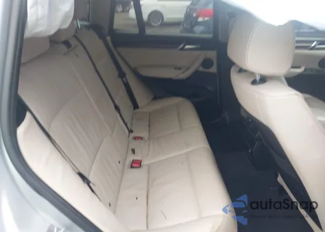 2016 BMW X3 xDrive28I z USA, uszkodzony, nr VIN 5UXWX9C55G0D90865